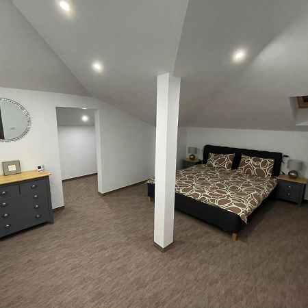 Cozy Apartament With 2Rooms Timişoara Exterior foto